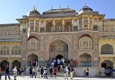 04 Fort_Amber_and Elephants,_Jaipur_DSC5091_b_H600